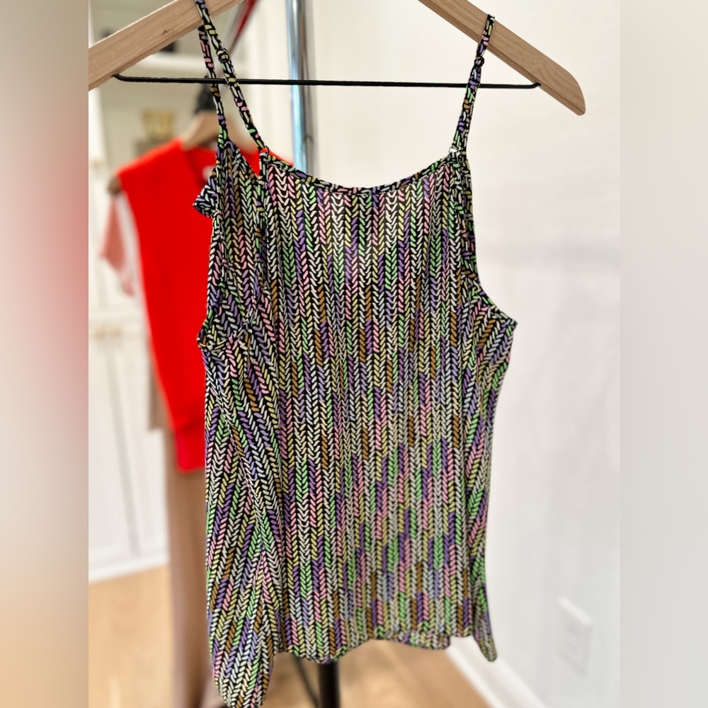 CAbi NWOT Together Top Tank - SPRING 2025 - #6735 - Picture 4 of 9